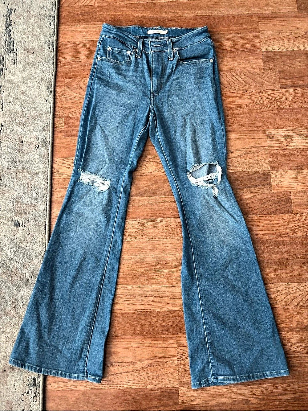 Levi's 726 High-Rise Flare Jeans Waist 27 Blue